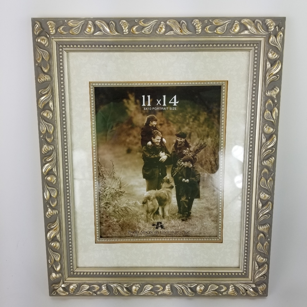 Ornate Wood 11x14 Picture Frame